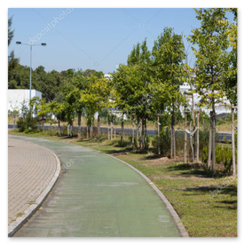 Greenway urbana con segnaletica chiara